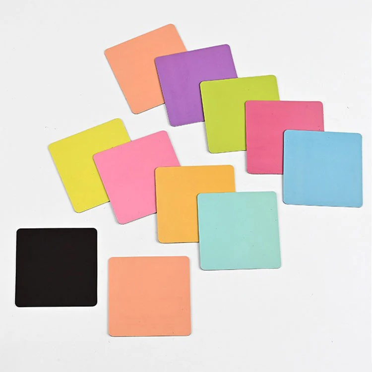 Metalen reissouvenir koelkastmagneet